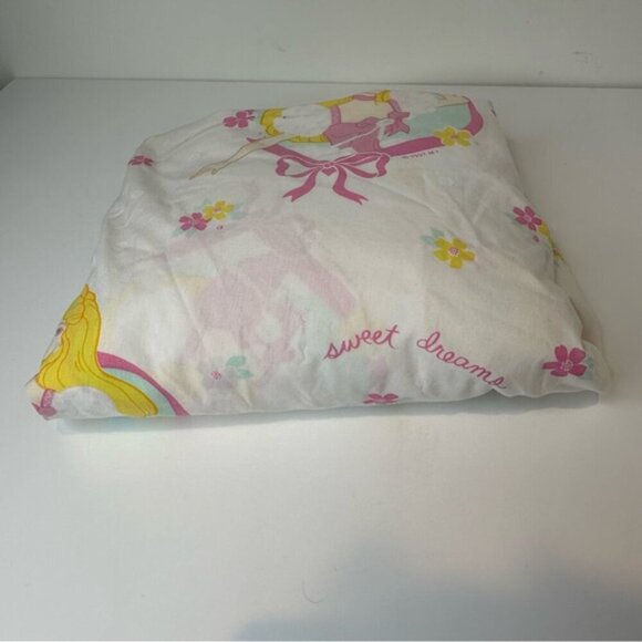 Vintage 1990s Barbie Sweet Dreams twin sheet by Dan River - Picture 12 of 15